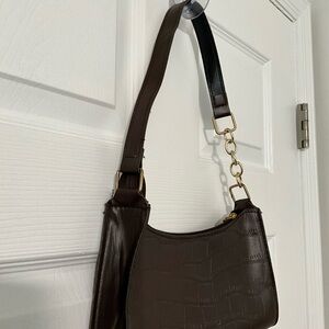Chic Brown and Gold Shoulder Bag with Textured Leather